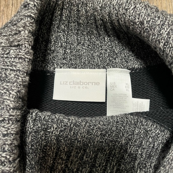 Liz Claiborne gorgeous sweater. Size XL - Picture 9 of 9